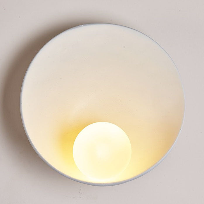 Ronde Wandlamp Met Hars En IJzeren Kap Minimalistische Verlichting Woon- En Slaapkamer Warm Wit Licht | Sulvida