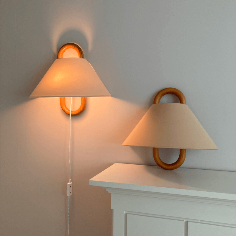Wandlamp Massief Hout Halfronde Stoffen Kap Woonkamer Slaapkamer Sfeerverlichting Modern Design Warm Licht | Sulvida