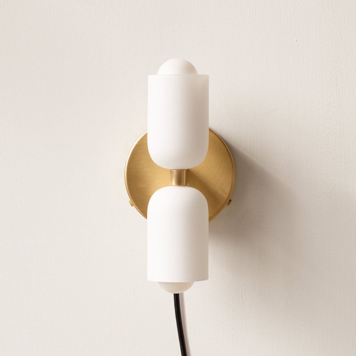 Acryl wandlamp bidirectioneel met warme gloed crème voor hal woonkamer slaapkamer E14 fitting modern design | Sulvida