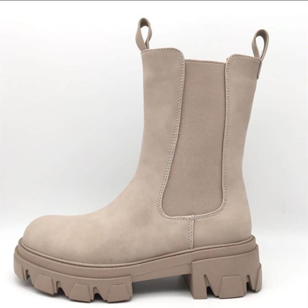 Bottines Chelsea Romi beige pour femme – bottines confortables avec élastiques et fermeture éclair pour tous les jours | Sulvida