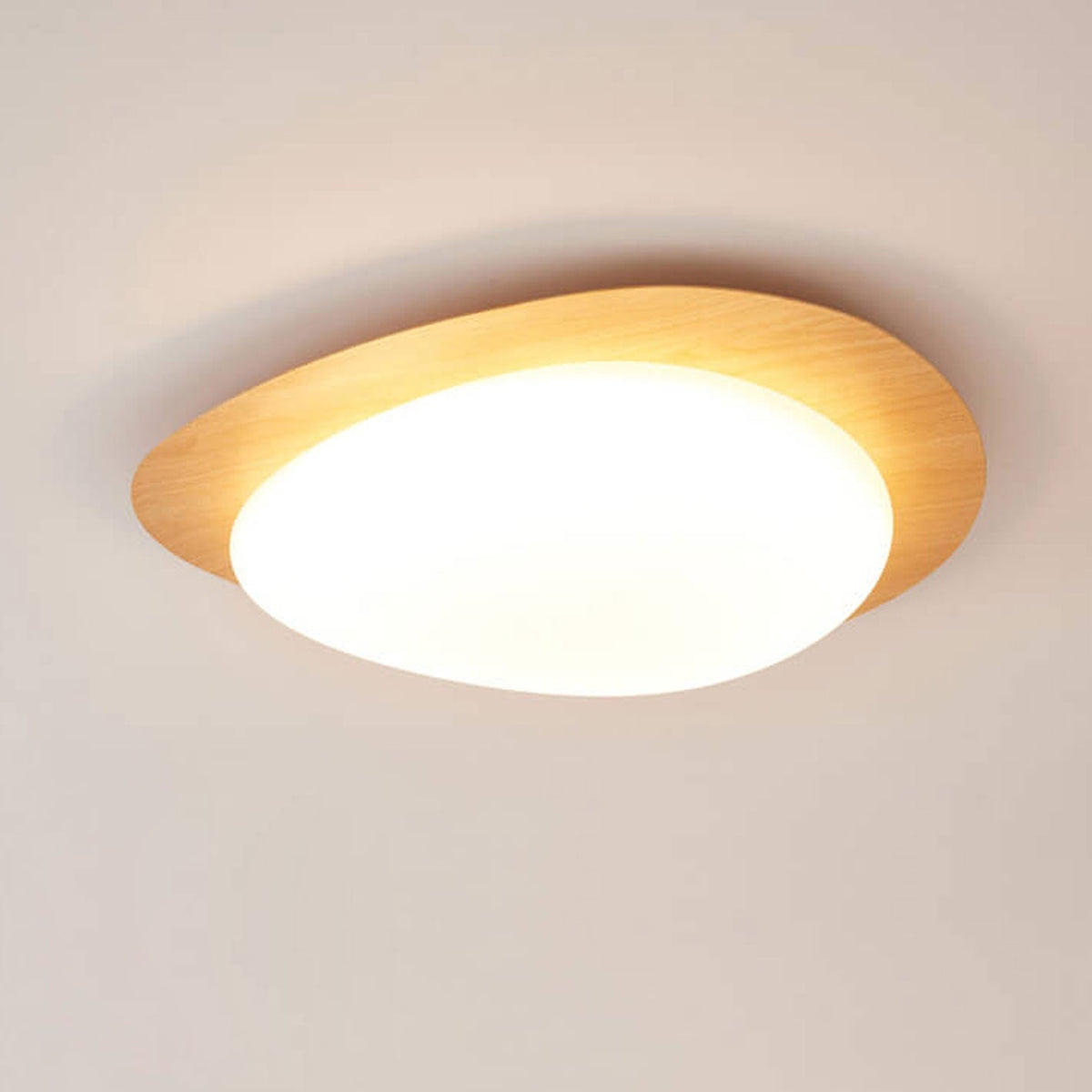 LED plafondlamp met houtafwerking ovaal Scandinavisch design dimbaar warm neutraal koel licht woonkamer | Sulvida