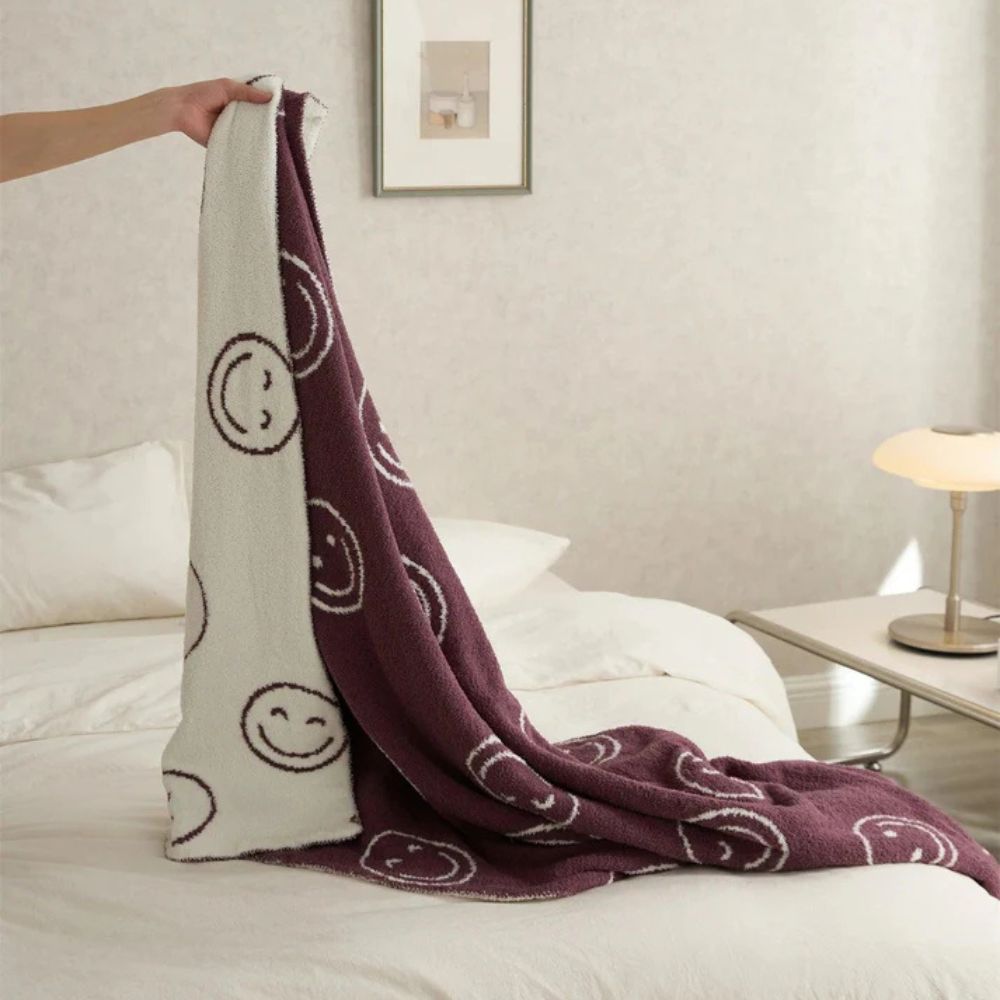 Pluche Plaid met Smiley Patroon – Zachte Fleece Deken voor Woonkamer Slaapkamer Bank Stoel Warm Decoratief | Sulvida
