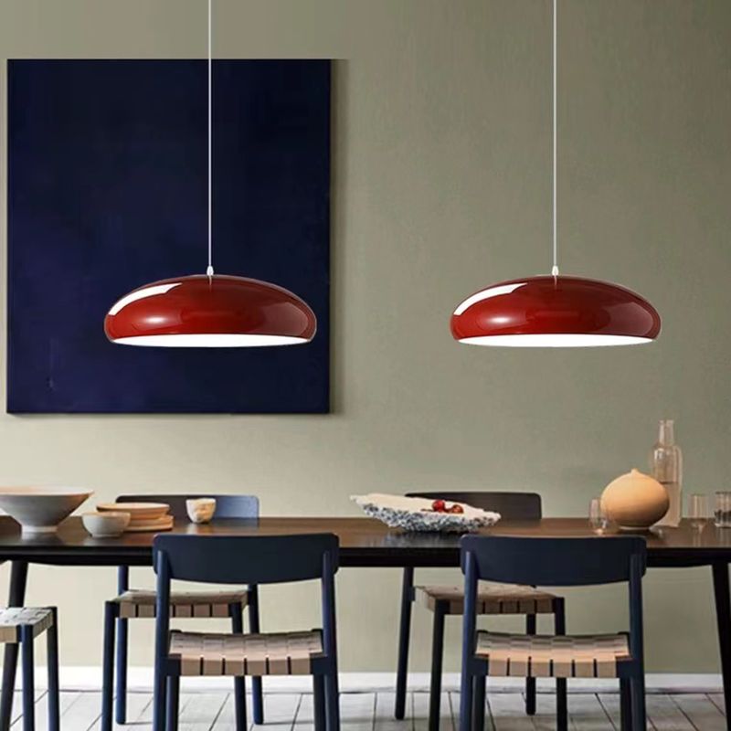 Hanglamp met metalen kuppelkap – moderne industriële pendel verlichting voor eettafel en keukeneiland | Sulvida