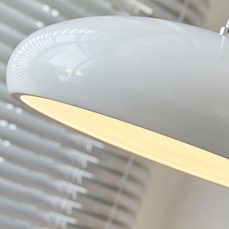 Hanglamp met metalen kuppelkap – moderne industriële pendel verlichting voor eettafel en keukeneiland | Sulvida