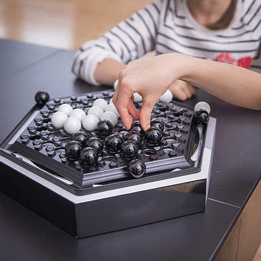 Strategisch Knikkersspel – Leer Vooruit Denken en Plannen | Houten Bordspel voor 2 Spelers | Sulvida
