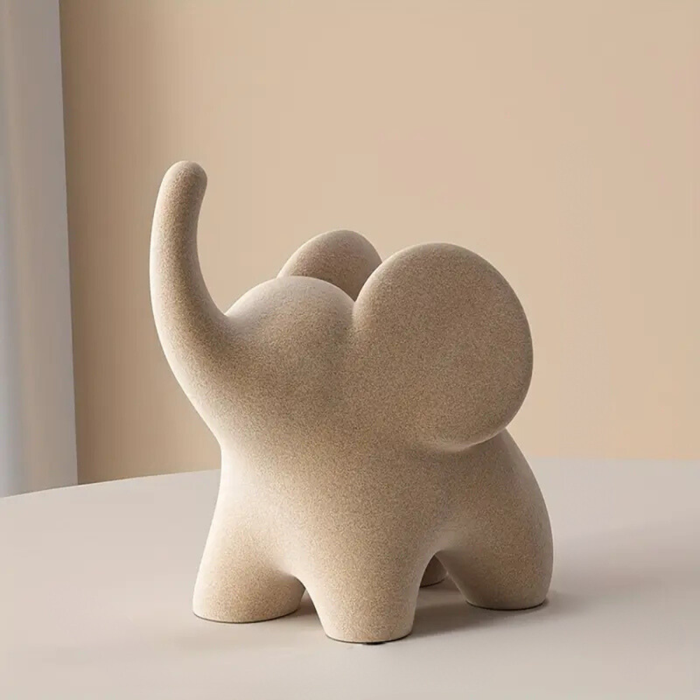 Olifantenfiguur met Flocked Afwerking Beige of Rood – Decoratief Harsbeeld Woonaccessoire 9,5×5,4×9,7 cm | Sulvida
