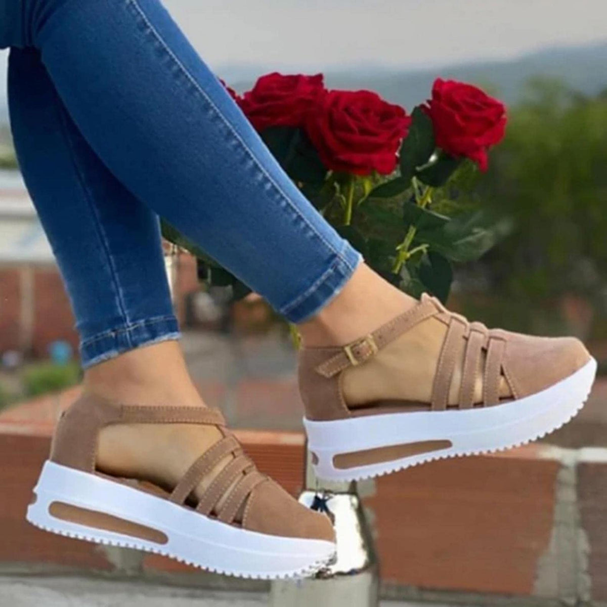 Comfortabele Dames Sandalen met Middelhoge Hak Dikke Zool Ademend PU Leer Zomerschoenen Elegant Design | Sulvida