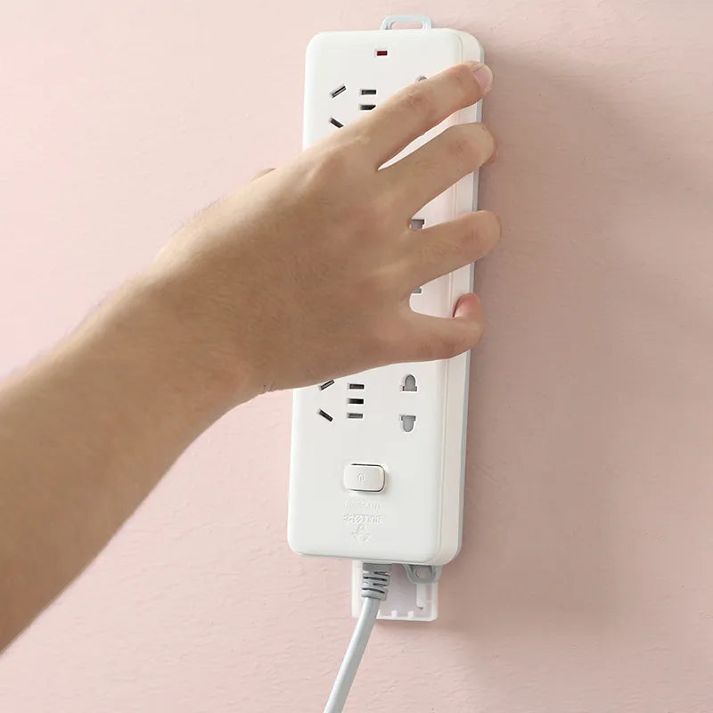 Zelfklevende Stopcontacthouders Set van 10 Wandbeugels voor Kabel Stekkerdoos Organisatie Kabelmanagement | Sulvida