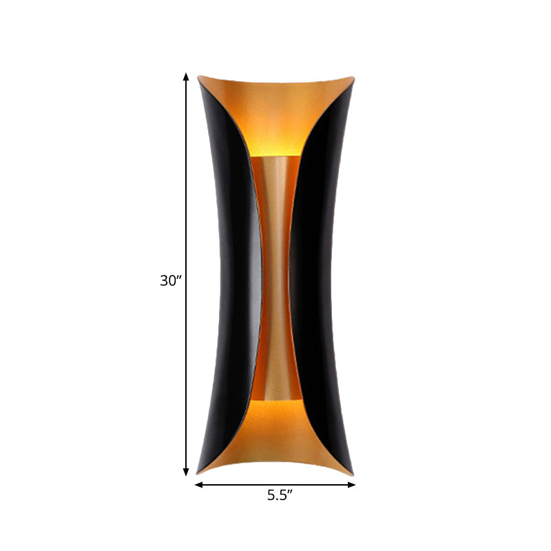 Wandlamp Metaal Zwart met Gekrulde Buis 33 tot 76 cm Hoogte voor Hal Woonkamer Interieur Sfeervol Design | Sulvida