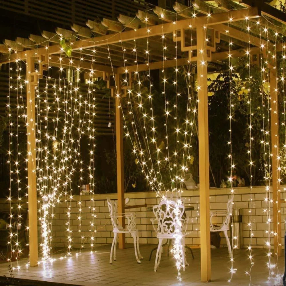 LED Lichtgordijn Warm Wit 300 LEDs 3x3 meter met 8 verlichtingsmodi voor binnen en buiten sfeerverlichting tuin balkon terras kerstdecoratie feestverlichting waterbestendig USB-voeding | Sulvida