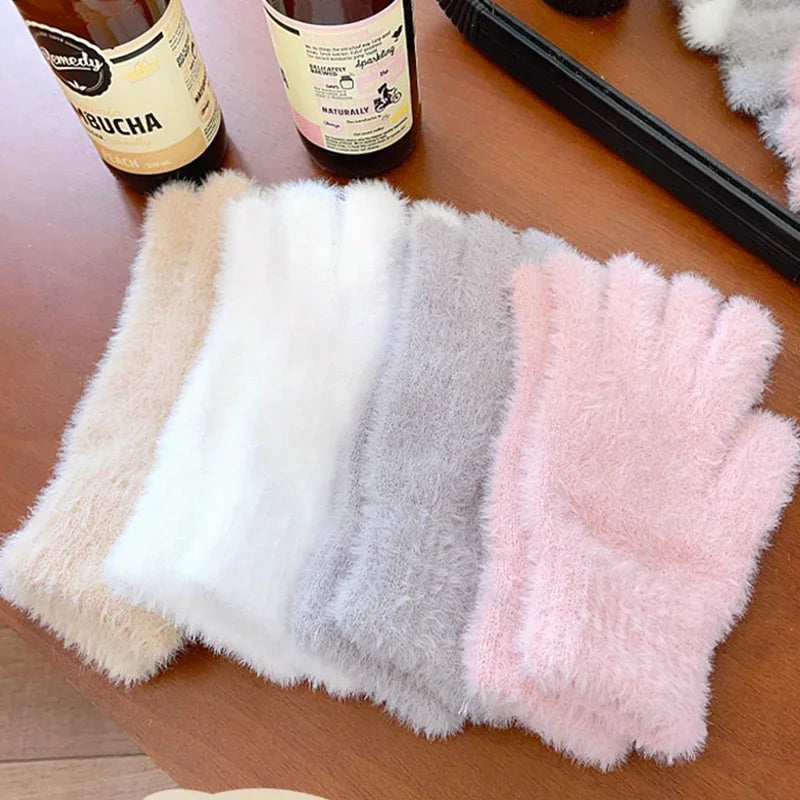 Zachte Pluche Winterhandschoenen voor Dames – Warm & Comfortabel met Elastische Pasvorm voor Koude Dagen | Sulvida