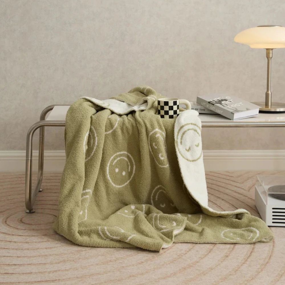Pluche Plaid met Smiley Patroon – Zachte Fleece Deken voor Woonkamer Slaapkamer Bank Stoel Warm Decoratief | Sulvida
