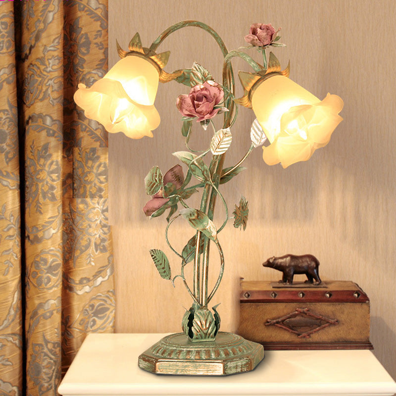 Metalen tafellamp met bloemmotief groen wit voor slaapkamer vintage shabby chic nachtkastje verlichting | Sulvida