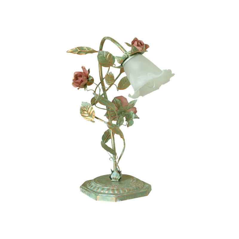Metalen tafellamp met bloemmotief groen wit voor slaapkamer vintage shabby chic nachtkastje verlichting | Sulvida