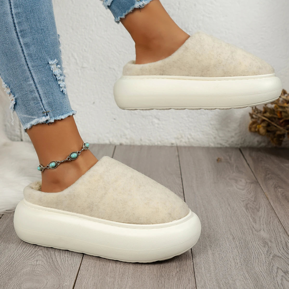 Pluche Dames Pantoffels Warm Winter Binnenhuis Slippers Comfortabel Antislip Zool Beige Bruin Huisschoenen | Sulvida