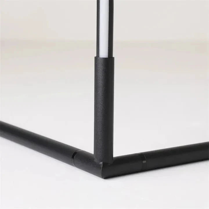 Dimbare LED staande hoeklamp met afstandsbediening 142cm aluminium zwart wit voor sfeervolle woonkamer verlichting | Sulvida