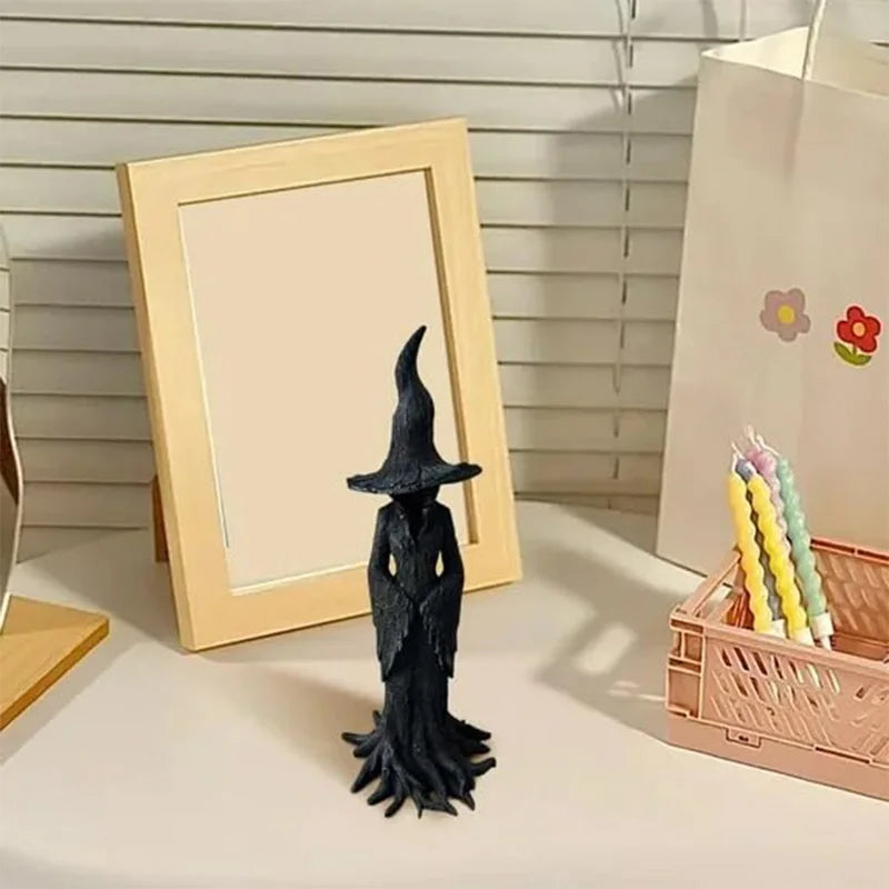 Heksen Beeldje Hars Zwart Gothic Tovenares – Mystieke Decoratie Halloween Interieur Sfeervolle Woonkamer | Sulvida