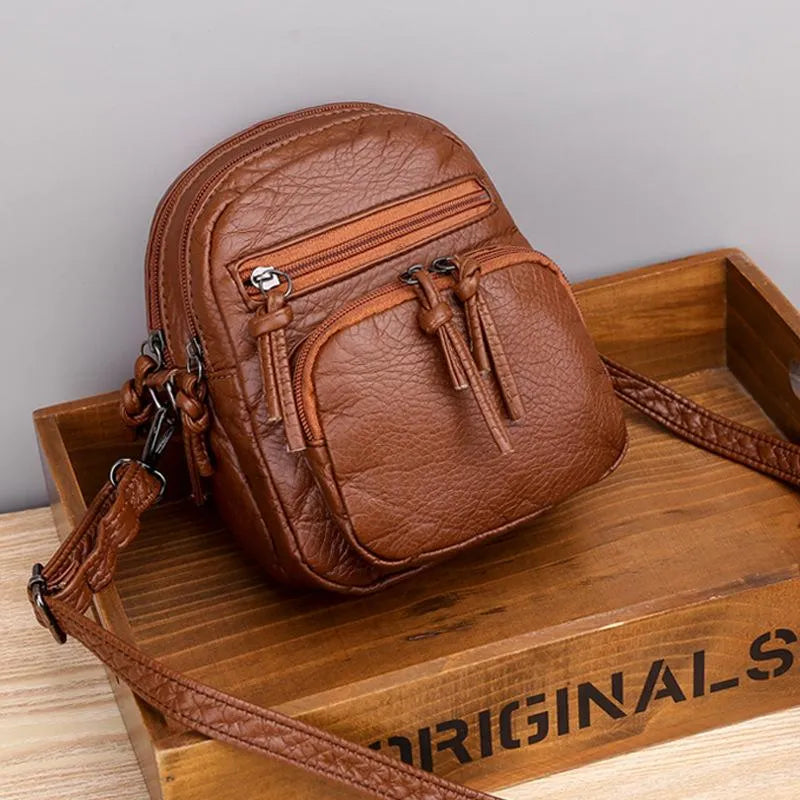 Compacte Damestas Schoudertas Bruin en Zwart Kunstleer Dagelijks Gebruik Elegant Design Handtas Stijlvol | Sulvida