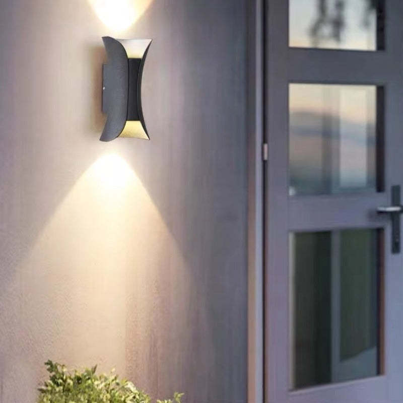 LED Wandlamp Gebogen Ontwerp voor Buiten IP65 Waterbestendig Moderne Tuinverlichting Zwart Wit Goud Buitenmuur | Sulvida