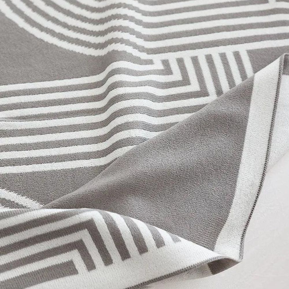 Dubbelzijdige Gebreide Plaid met Geometrisch Patroon – Zachte Deken voor Bank Bed Stoel Warmte Stijl | Sulvida