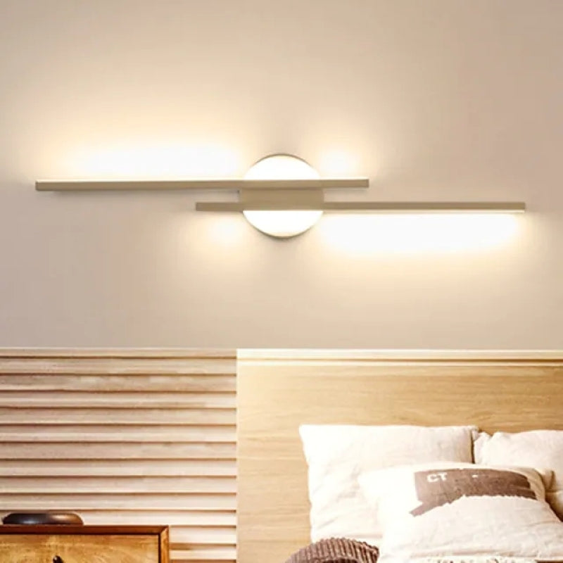 Lineaire LED Wandlamp Metaal Zwart Wit Nordic Design Woonkamer Slaapkamer Minimalistische Wandverlichting | Sulvida