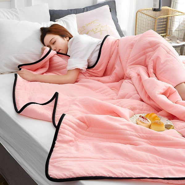 Koelende Zomerdeken met Vochtregulatie - Ademend Polyester & Bamboe - Tweepersoonsbed & Kingsize - Licht Dekbed | Sulvida