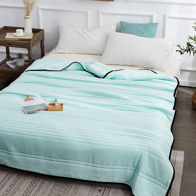 Koelende Zomerdeken met Vochtregulatie - Ademend Polyester & Bamboe - Tweepersoonsbed & Kingsize - Licht Dekbed | Sulvida