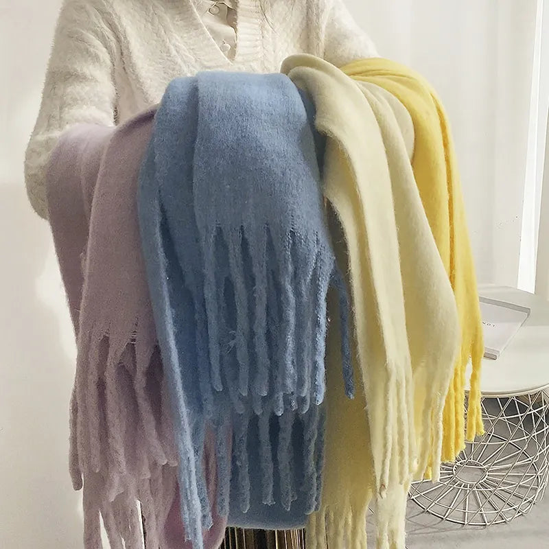Écharpe de luxe en cachemire Elena – Accessoire d’hiver tendance, chaud et doux, 240cm, 10 couleurs, étole pour femme, automne et hiver | Sulvida
