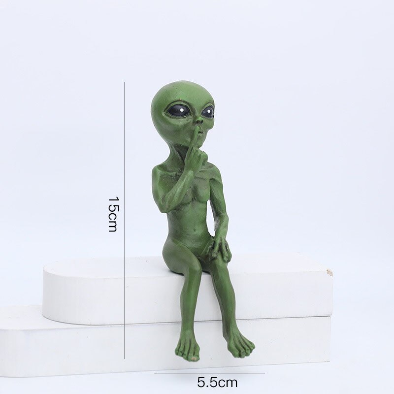 Decoratief Buitenbeeld Hars Alien Figuur Tuin Ontspannen Houding Sculptuur Groen Grijs Weerbestendig UV-Beschermd | Sulvida