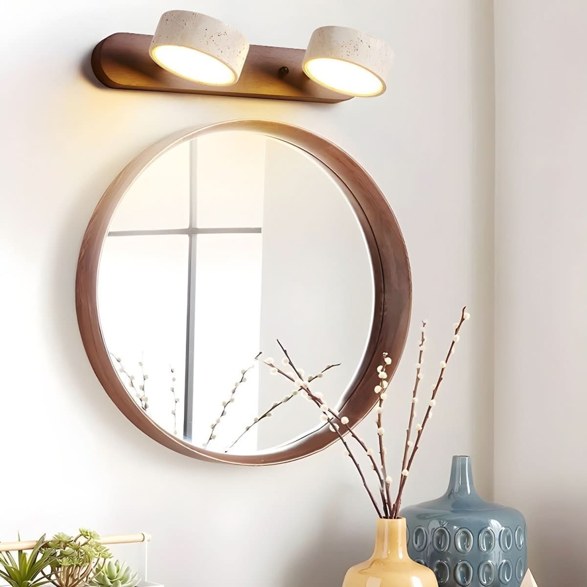 Applique murale LED en pierre naturelle, travertin et bois, lumière architecturale chaleureuse, design moderne et convivial, salon, intérieur | Sulvida