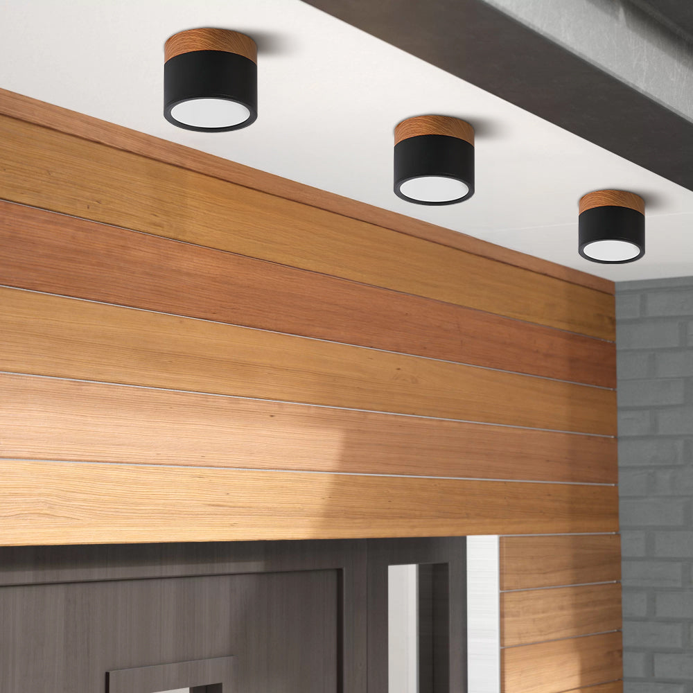Compacte plafondspot aluminium hout rond warm wit LED verlichting hal woonkamer eetkamer modern Scandinavisch | Sulvida