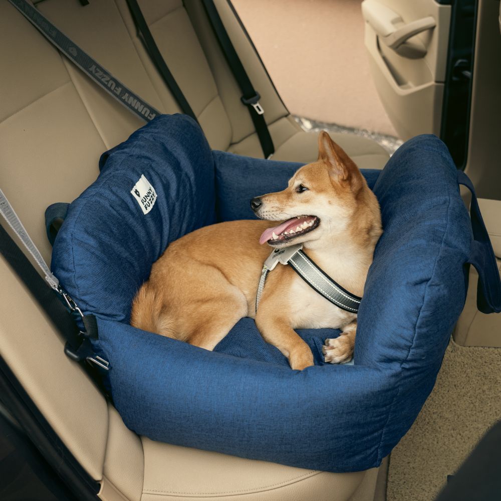 Autostoel voor Honden met Veiligheidsgordel Zacht Reiskussen Wasbare Hoes Comfort Thuis en Onderweg Bescherming | Sulvida