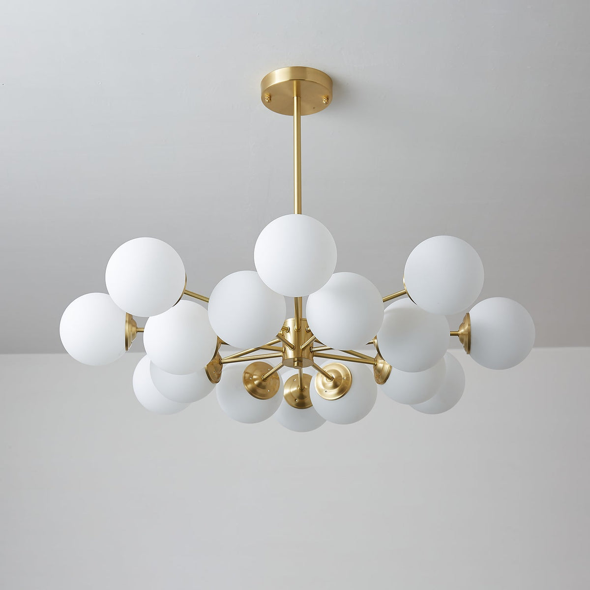 Glazen Bollen Hanglamp Messing met Witte Bollen voor Eetkamer Slaapkamer Woonkamer Plafondverlichting | Sulvida