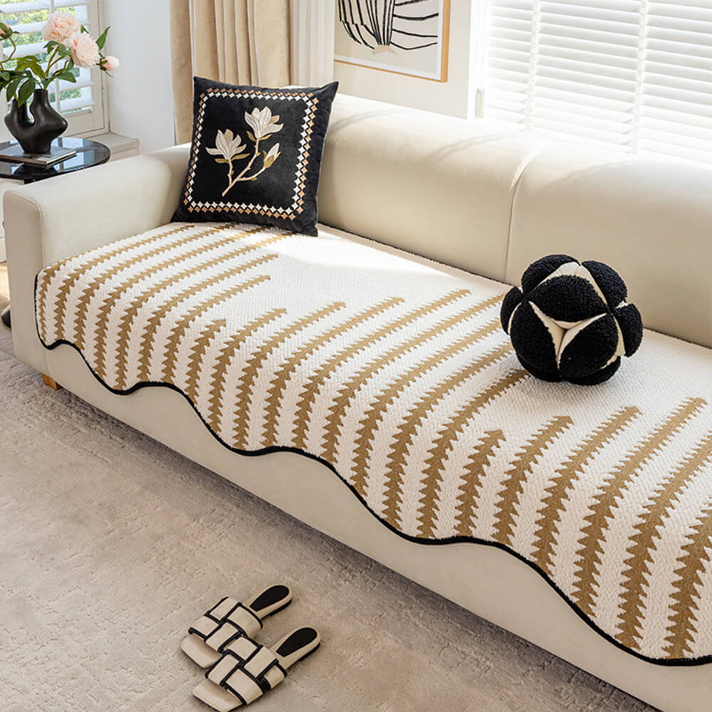 Chenille Bankhoes met Golvende Randen en Chevron Patroon voor Elegante Bankbescherming 90x180 cm Beige | Sulvida