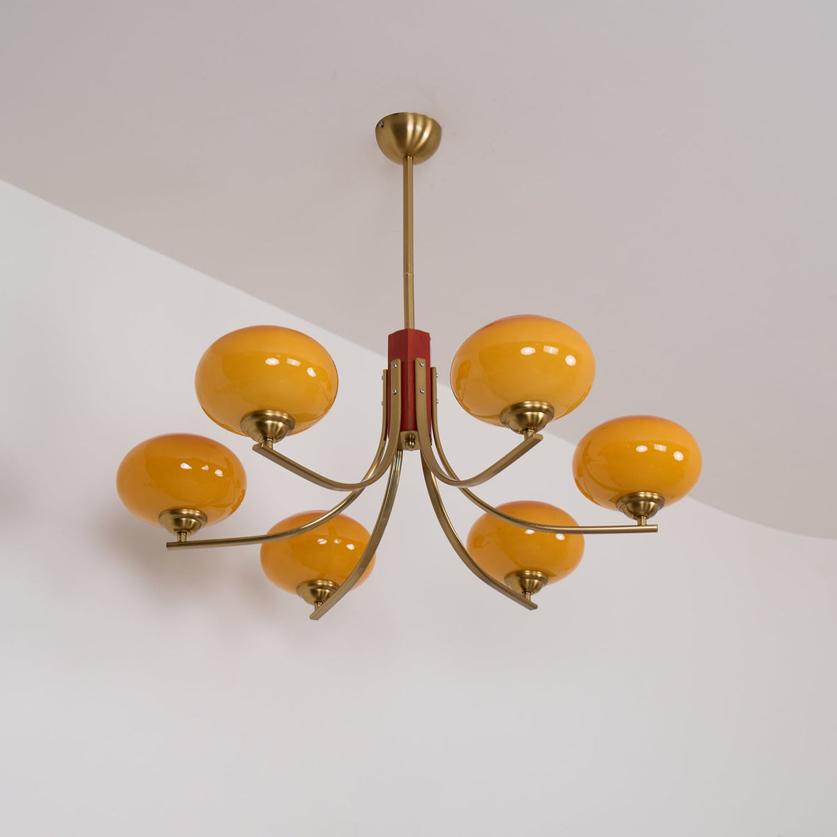 Glazen Bolkroonluchter met 6 Lichtpunten Ambertint Hanglamp Woonkamer Eetkamer Modern Koperen Armatuur | Sulvida