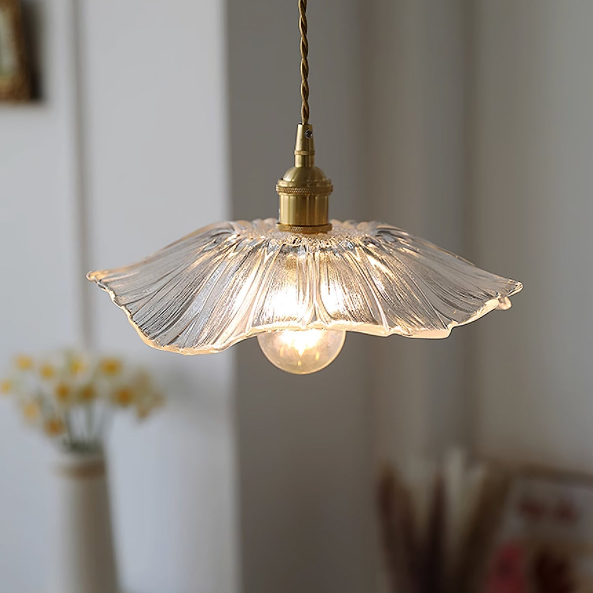 Glazen Hanglamp Bloem met Messing Details Plafondlamp Eetkamer Slaapkamer Woonkamer Retro Verlichting | Sulvida