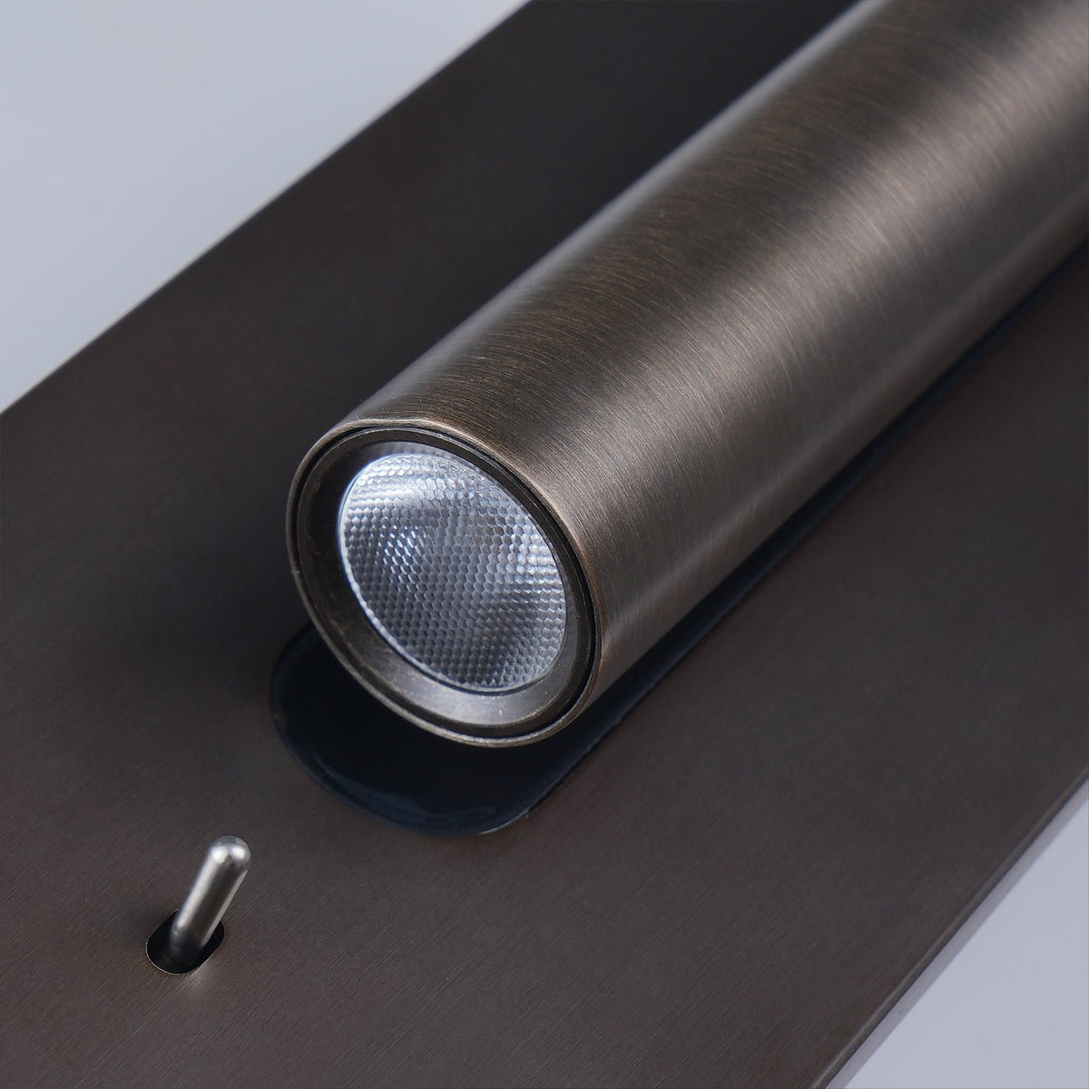 Wandlamp Industrieel Metaal LED Geïntegreerd met Schakelaar Zwart Wit Koper Minimalistisch Design Woonkamer | Sulvida