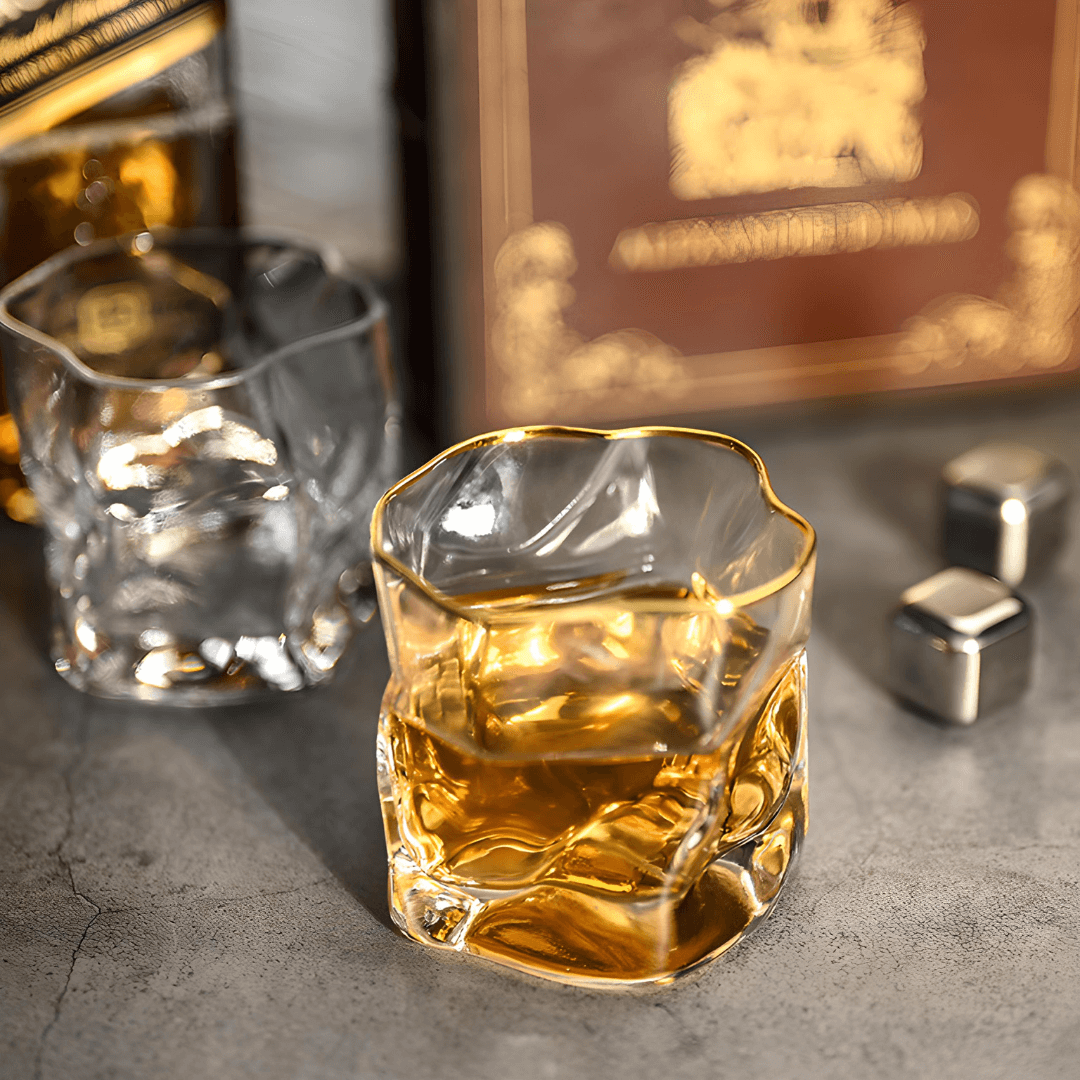 Japans Whiskyglas met Kristalreliëf en Vergulde Rand voor Stijlvol Genieten Thuis Whisky Cocktail Glas | Sulvida