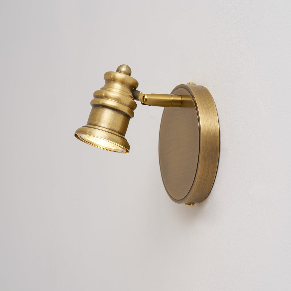 Messing Wandlamp met Verstelbare Spots Brons Vintage Spotverlichting Hal Woonkamer Eetkamer Zwenkbaar | Sulvida