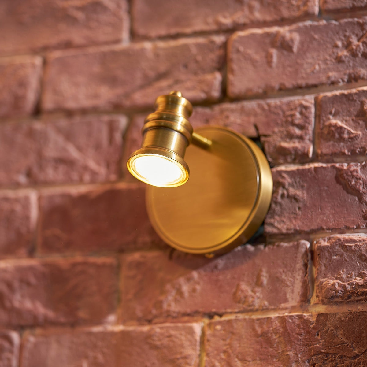 Messing Wandlamp met Verstelbare Spots Brons Vintage Spotverlichting Hal Woonkamer Eetkamer Zwenkbaar | Sulvida