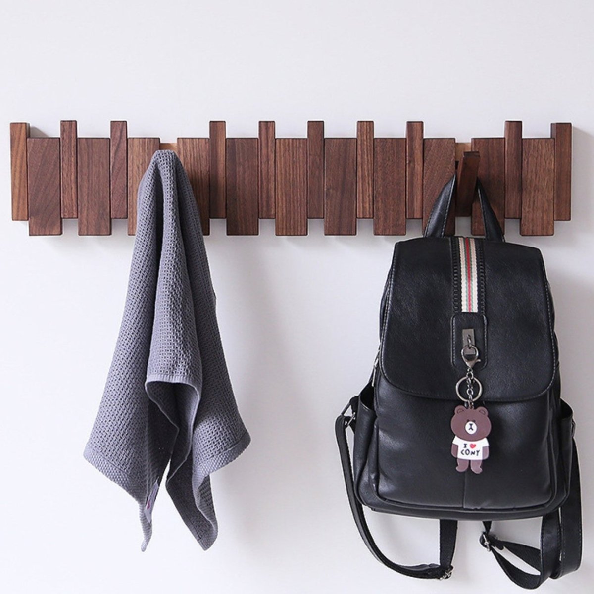 Wandkapstok Hout Piano Design Inklapbare Haken Ophangsysteem Hal Slaapkamer Natuurlijk Hout Afwerking Stijlvol | Sulvida