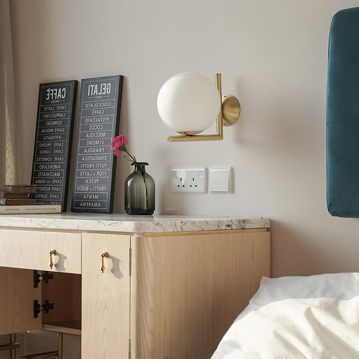 Wandlamp Geblazen Opaalglas Minimalistisch Goudkleurig Zwart Fitting E27 Modern Design Woonkamer Slaapkamer | Sulvida