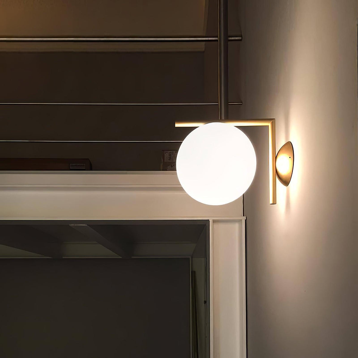 Wandlamp Geblazen Opaalglas Minimalistisch Goudkleurig Zwart Fitting E27 Modern Design Woonkamer Slaapkamer | Sulvida