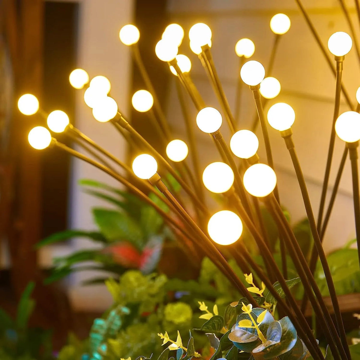 LED Solarlampen voor Tuin Waterbestendig met Gouden Gloeilamp – 6, 8 of 10 Lichtpunten Buitenverlichting | Sulvida