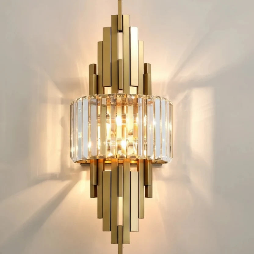 Kristallen wandlamp gelaagd design chroom woonkamer slaapkamer gang entree warm licht modern interieur | Sulvida