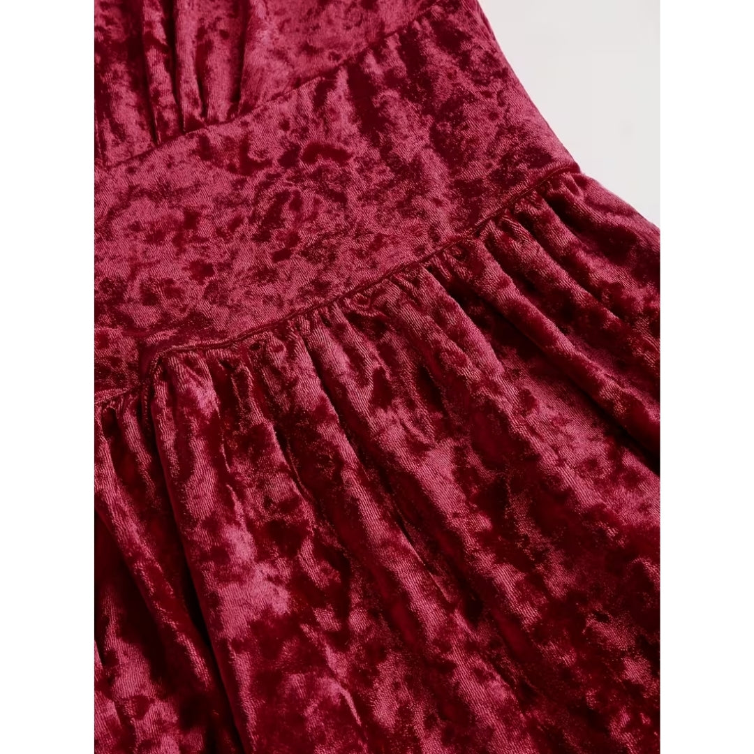 Fluwelen Feestjurk Rood met Kanten Halslijn en Strikdetail Mini-Jurk Gothic Vintage Stijl voor Dames | Sulvida