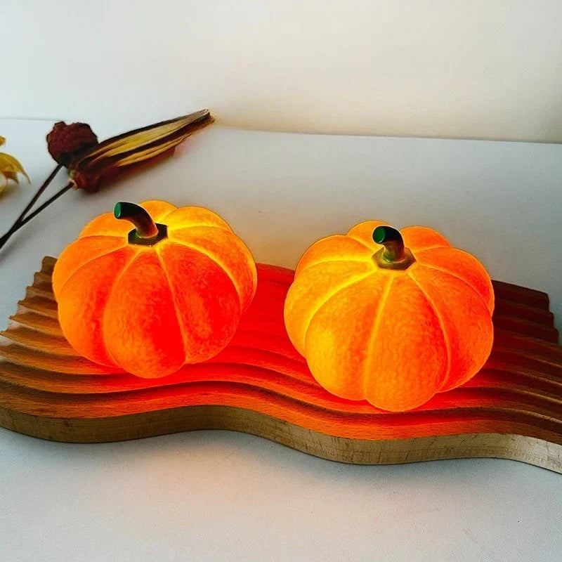 Pompoen nachtlampje met LED verlichting op batterijen decoratieve lantaarn voor Halloween feest en sfeervolle avonden | Sulvida