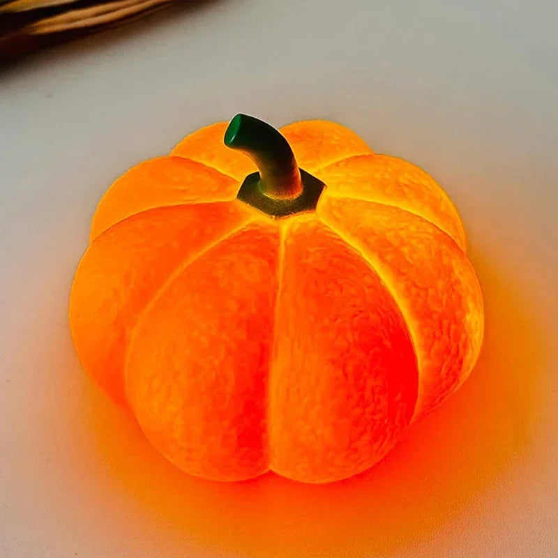 Pompoen nachtlampje met LED verlichting op batterijen decoratieve lantaarn voor Halloween feest en sfeervolle avonden | Sulvida