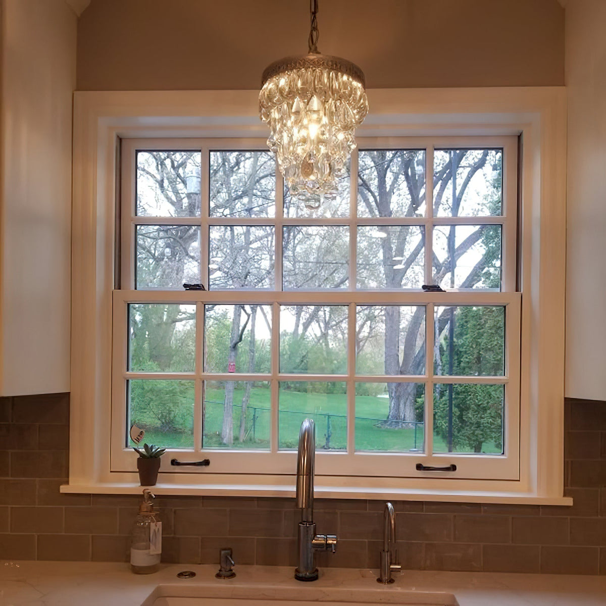 Kristallen Kroonluchter met Ijzeren Armen – Antiek Brons Vintage Plafondlamp voor Woonkamer Eetkamer | Sulvida