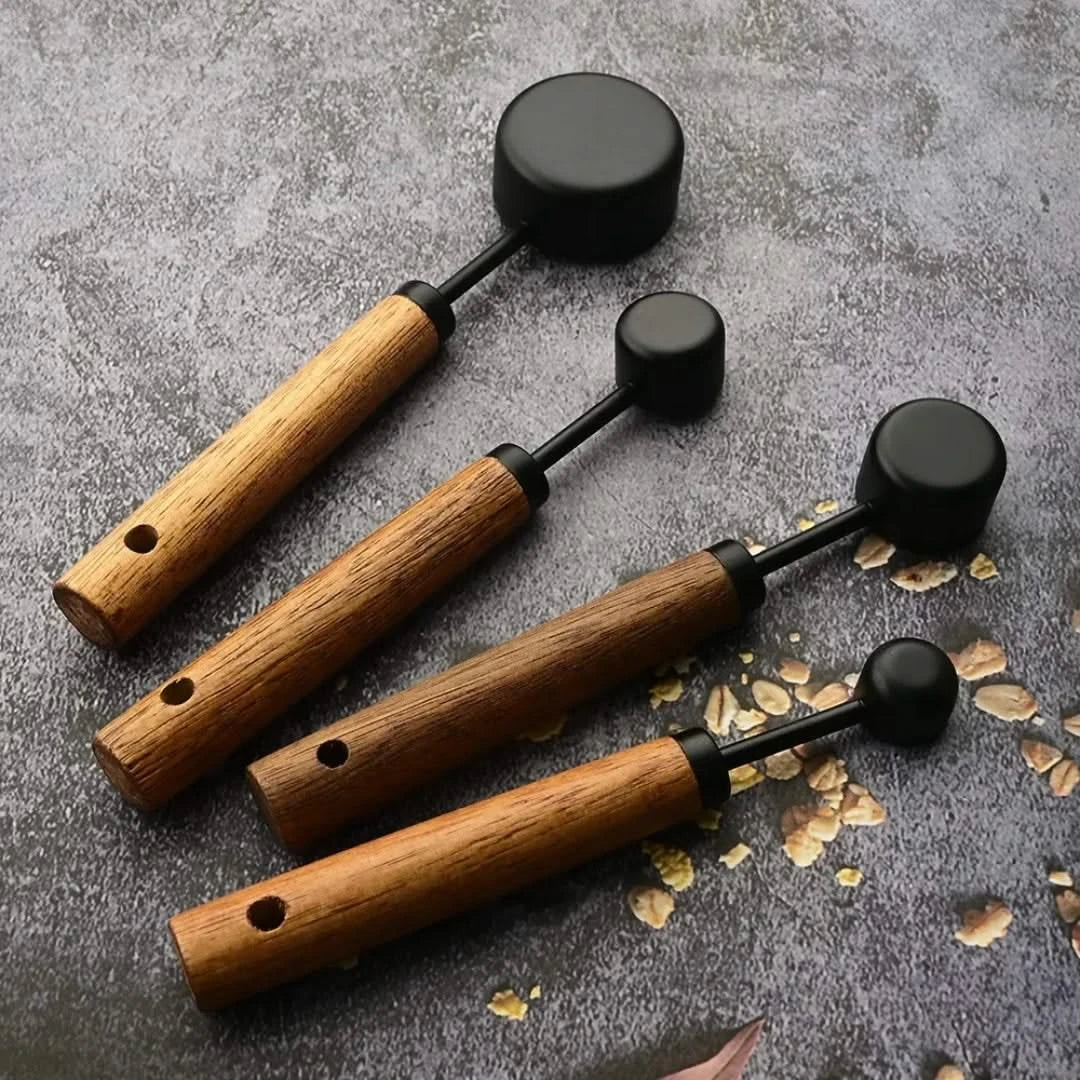 Edelstahl-Messlöffel-Set mit Holzgriff – 3-teiliges Küchenmesswerkzeug in Schwarz, Gold und Silber | Sulvida